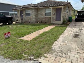 140 Frazar Rd in Daytona Beach, FL - Building Photo - Building Photo