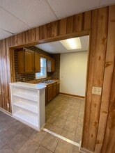 705 E Montgomery St in Knoxville, IA - Building Photo - Building Photo