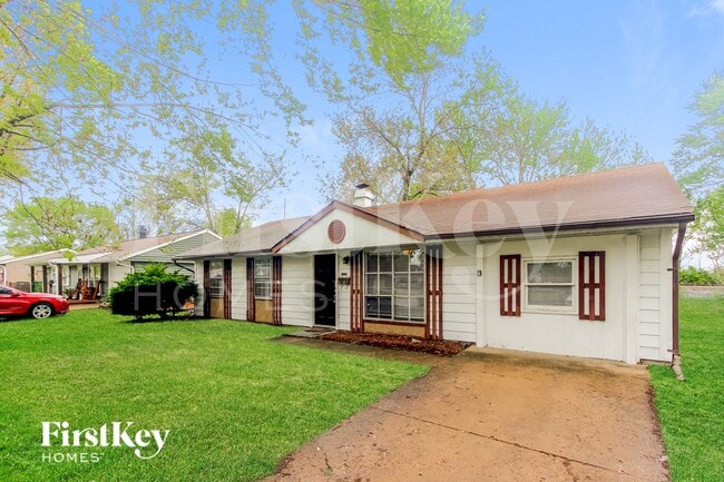 1541 Younce St in Franklin, IN - Building Photo - Building Photo