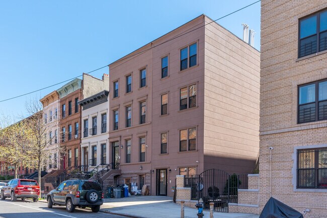 742-744 Willoughby Ave