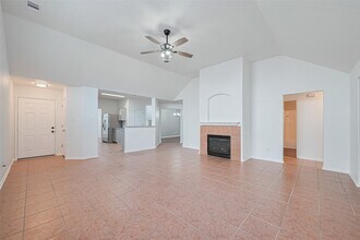 12230 Hawthorne Hill Cir in Humble, TX - Building Photo - Building Photo