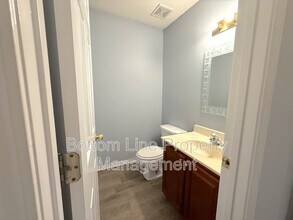 9932 Birch Knoll Ct in Charlotte, NC - Building Photo - Building Photo