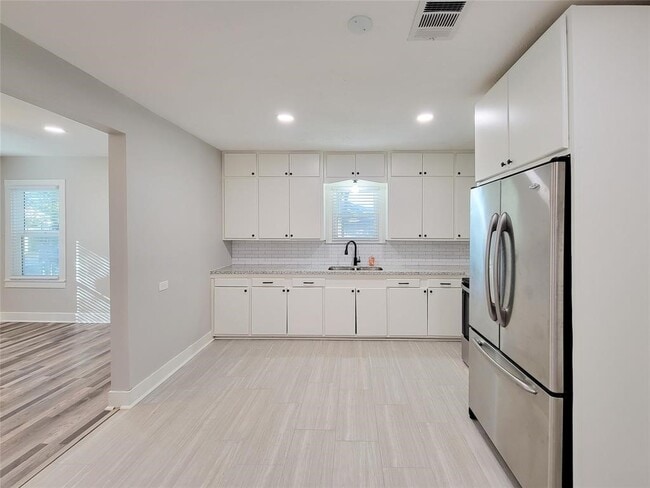 property at 1113 San Jacinto St