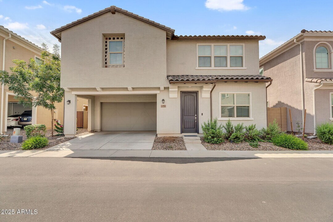 1159 E Sabino Dr in Chandler, AZ - Building Photo