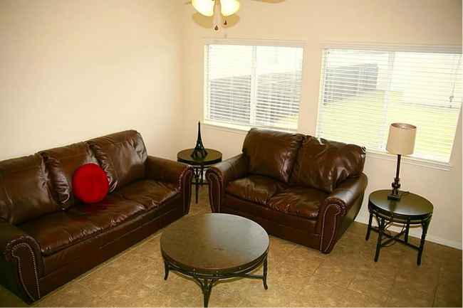 1627 Royal Chase Dr in Houston, TX - Building Photo - Building Photo