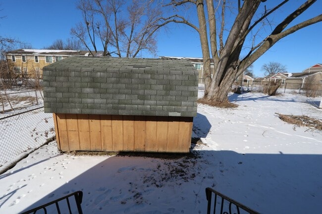 2408-2410 Flint Hills Dr in Burlington, IA - Building Photo - Building Photo