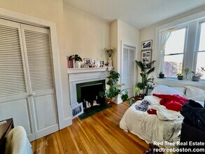 66 Egmont St in Brookline, MA - Foto de edificio - Building Photo