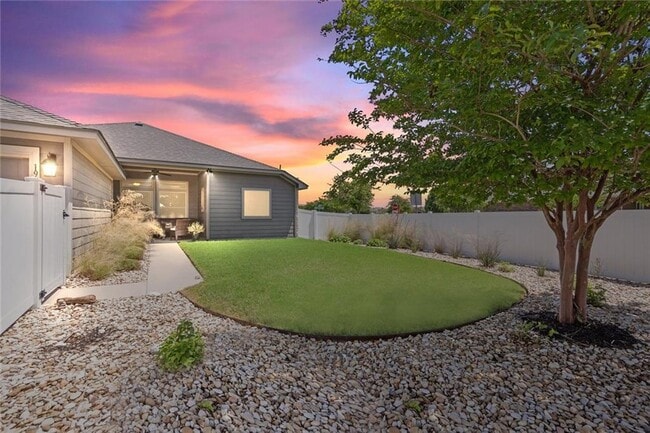 1901 Discovery Blvd in Cedar Park, TX - Building Photo - Building Photo