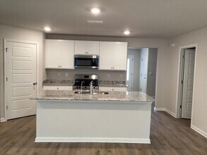 4057 Brownstone Wy in Tallahassee, FL - Building Photo - Building Photo