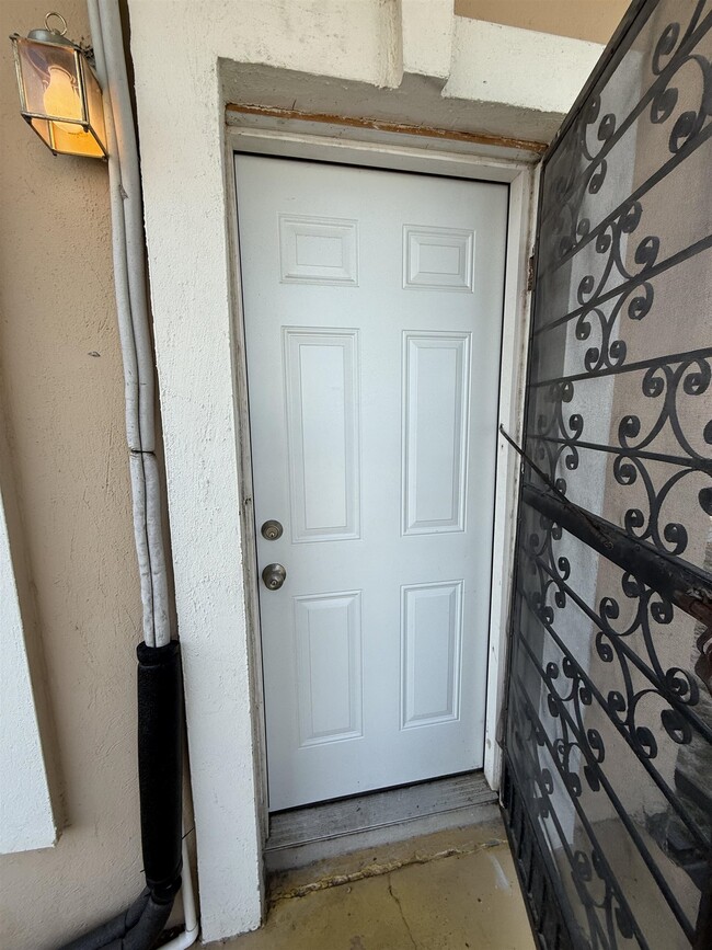 3315 San Agustin Ave in Laredo, TX - Building Photo - Building Photo