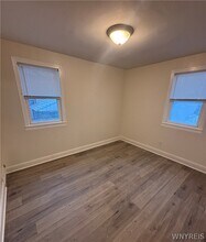 4765 N Bailey Ave in Buffalo, NY - Building Photo - Building Photo