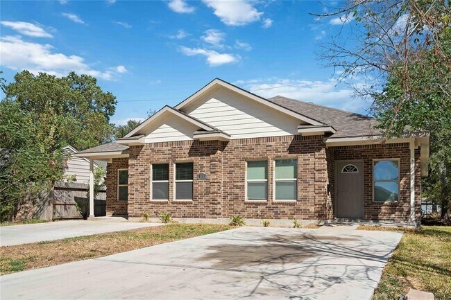 5105 Southwind St in Houston, TX - Building Photo - Building Photo