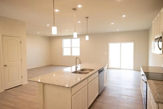 5005 Aiken Back Ln in La Grange, KY - Building Photo - Building Photo