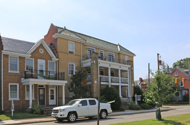 Ambrata Condo in Richmond, VA - Foto de edificio - Building Photo