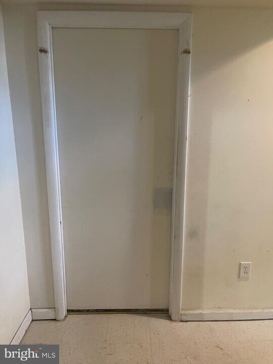 10702 Blossom Ln in Silver Spring, MD - Building Photo