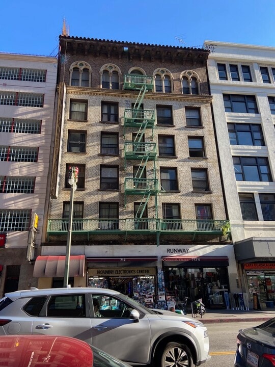 Broadway Flats in Los Angeles, CA - Foto de edificio