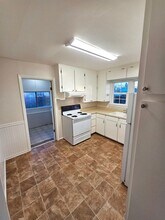 925 Laurel Ln in Oregon City, OR - Building Photo - Building Photo