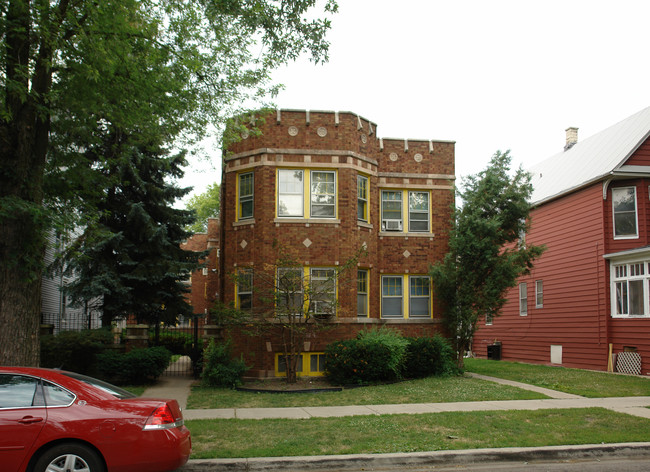 926-928 N Waller Ave in Chicago, IL - Building Photo - Building Photo