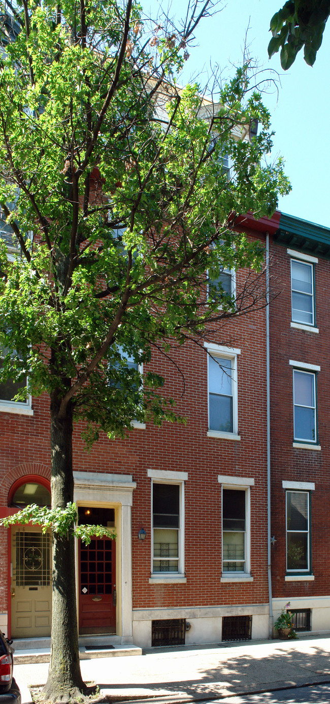 1910 Pine St in Philadelphia, PA - Building Photo - Building Photo