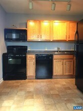1262 Villa Ln-Unit -F in Charlottesville, VA - Building Photo - Building Photo