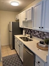 7945 Edgebrook Cir in North Charleston, SC - Building Photo - Building Photo