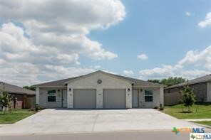 316 Lowes Blvd in Killeen, TX - Building Photo