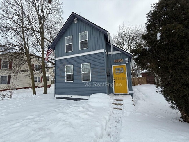 property at 1004 Garfield Ave NW