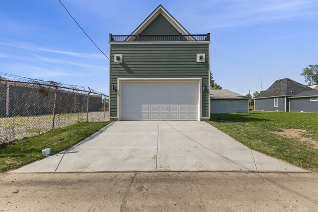 property at 1405 Deloss St