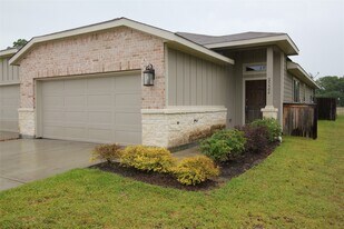 25504 Starling Ln in Magnolia, TX - Building Photo