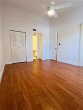 2810 N Oakland Forest Dr, Unit 308 in Oakland Park, FL - Building Photo - Building Photo