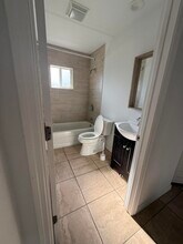 965 Silver Beach Rd in Riviera Beach, FL - Building Photo - Building Photo