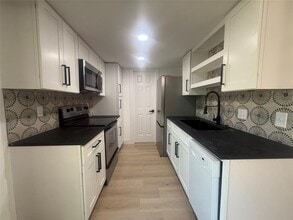 5903 Nancy Dr in Austin, TX - Building Photo - Building Photo