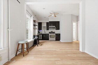 85 Stuyvesant Ave in Jersey City, NJ - Building Photo - Building Photo