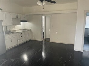 521 Hoyt St in Beatty, NV - Building Photo - Building Photo