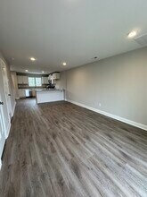 128 Smallwood Rd in Hubert, NC - Building Photo - Building Photo