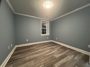 1208 Gay St in Dandridge, TN - Foto de edificio - Building Photo