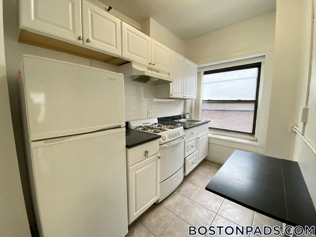 property at 91 Westland Ave