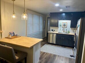 58 N Reed Ave in Mobile, AL - Foto de edificio - Building Photo