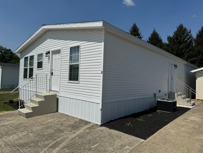 105 S 4th St in Cardington, OH - Building Photo - Building Photo