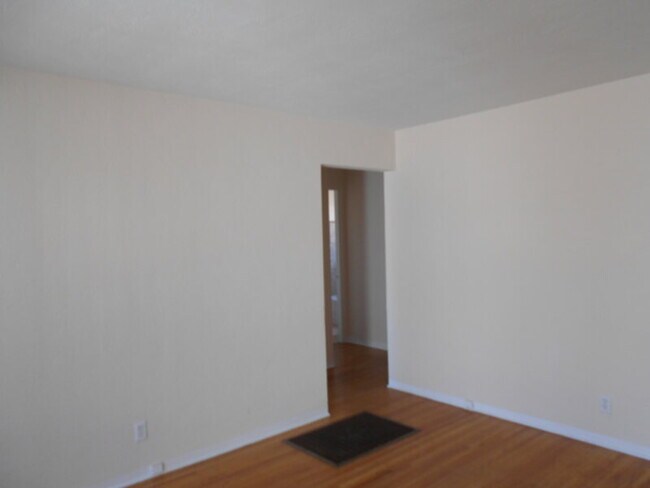 433 Manzano St NE in Albuquerque, NM - Building Photo - Building Photo