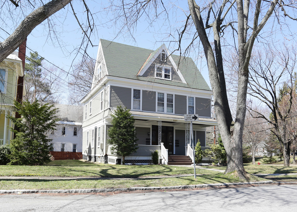 1091 Wendell Ave in Schenectady, NY - Building Photo