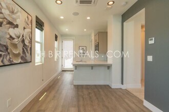 2290 Ellis Town Dr in Tracy, CA - Building Photo - Building Photo