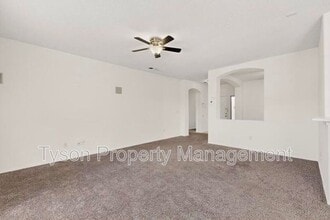 10309 Longmont Pl NW in Albuquerque, NM - Building Photo - Building Photo