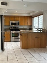 2990 Oaktree Ln in Hollywood, FL - Building Photo - Building Photo