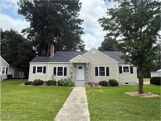 property at 704 W Cutchin St