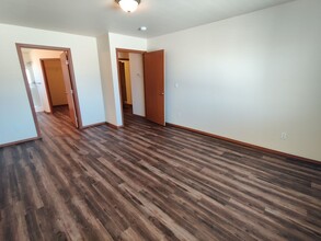 1670 Cactus Loop in Richland, WA - Building Photo - Building Photo