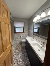 5732-5734-5734 W Villard Ave in Milwaukee, WI - Building Photo - Building Photo