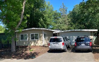 920 Gregory Pl in Davis, CA - Building Photo