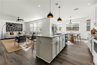 1183 Lanier Springs Dr NE in Buford, GA - Building Photo - Building Photo