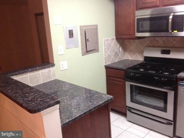 7857 Enola St-Unit -106 in McLean, VA - Building Photo - Building Photo